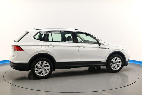 Volkswagen Tiguan 1.4 TFSI LIFE 7 PAX AT