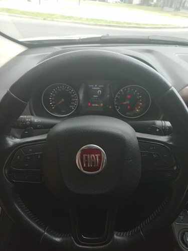 Fiat Toro FREEDOM 1 8 16V 4X2 AT6