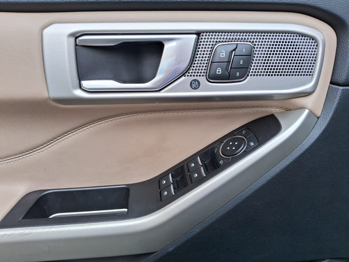 Ford Explorer 2022
