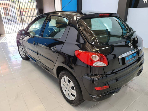 Imagem 4 de 9 de Peugeot 207 1.4 Xr 8v Flex 4p Manual