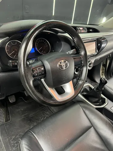 Toyota Hilux 2.4l