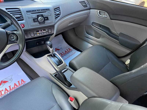 Imagem 10 de 15 de Honda Civic Sedan Lxs C-at 1.8 16v 4p 2013