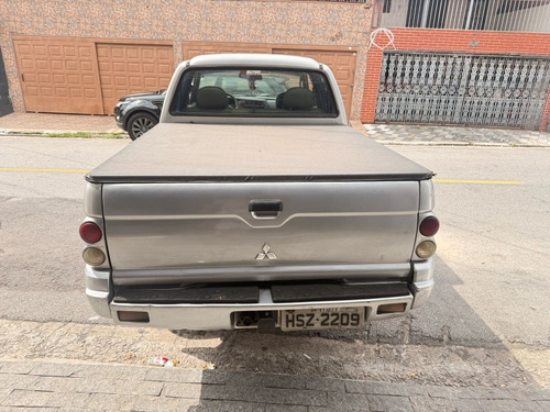Mitsubishi L200 2.5 Sport Hpe Cab. Dupla 4x4 Aut. 4p 141 hp