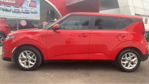 Imagen 2 de 15 de Kia Soul 2020 5p Lx, 1.6l, 121 Hp, Ta6, Ra-16