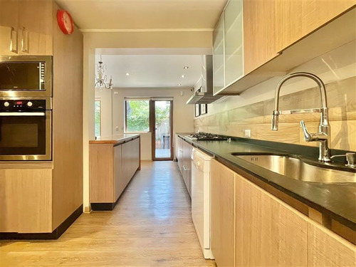 Imagen 16 de 30 de Casa En Venta En Vitacura: Sport Francés / Colegio Manquehue