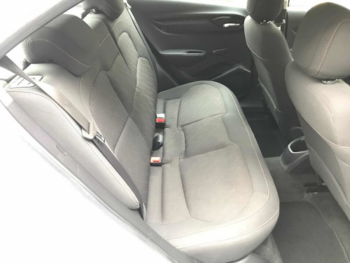 Imagem 12 de 15 de Chevrolet Onix 1.0 Mpfi Lt 8v Flex 4p Manual 2012/2013