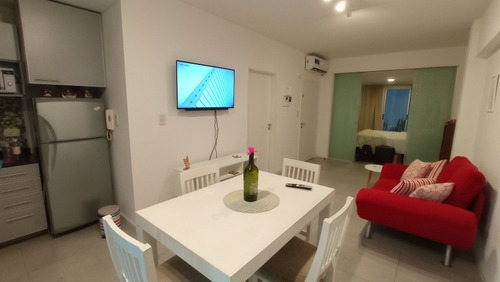 Imagen 28 de 29 de Alquiler Temporario Departamento Dos Ambientes Palermo Holywood, Cochera Privada Apta Camioneta, Jacuzzi, Parrillas