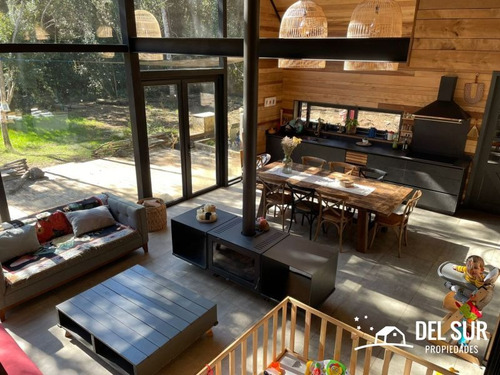 Casa Moderna Rodeada De Bosque En Loteo Urbanizado Sta Clara