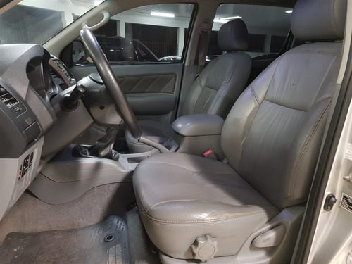 Toyota Hilux 2.7 Sr 4x2 Cd 16v Gasolina 4p Manual