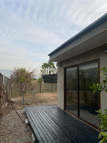 Casa Arriendo 1 Dorm, Condominio En Los Refugios Del Arrayán