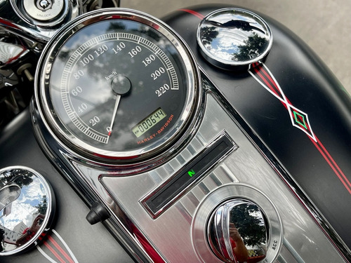 Harley Davidson Road King 2011
