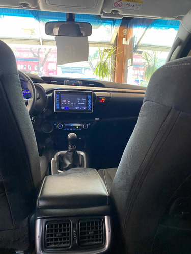 Toyota Hilux 2.8 Cd Srv 177cv 4x2 2016