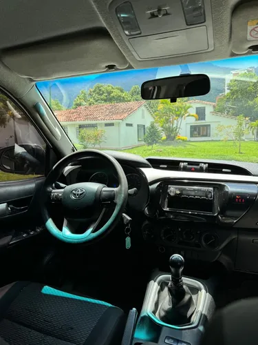 Toyota Hilux 2.4l