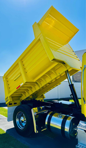 Volteo 7m3 Rabon Camión Freightliner M2 112 2014