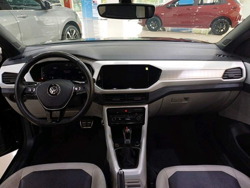 Volkswagen T-Cross 1.4 250 TSI TOTAL FLEX HIGHLINE AUTOMÁTICO