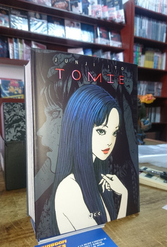 Tomie. Por Junji Ito. Edicion Flexibook. Historia Completa.