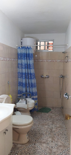 Oportunidad , Casa Al Frente Árboles Frutales , Jardín Y Parrillero Techado