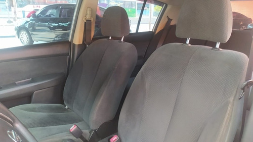 Imagem 7 de 10 de Nissan Tiida 2013 1.8 S Flex 5p