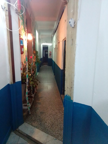 Imagen 2 de 9 de Habitación 3x3 Luminosa Para Hombre Solo Servicio Incluidos.