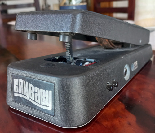 Cry Baby 95q Wah Wah Pedal (switchless)