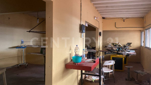 Bodega En Renta, Col. Lazaro Cardenas, Coatzacoalcos, Veracruz.