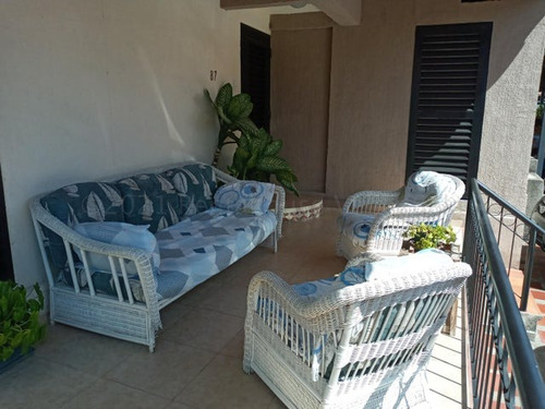 Imagen 30 de 30 de Townhouse En Venta Amplio Comodo Con Patio Interno Ubicado En Zona De Gran Revalorización Y Espacios Para El Esparcimiento Familiar Tazajal Naguanagua