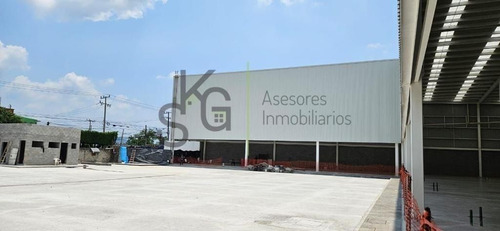 Renta De Local En Av. Insurgentes, Jiutepec, Mor.