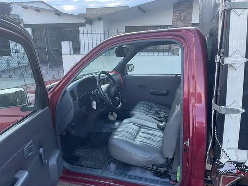 Toyota Hilux 2.4l 4x2