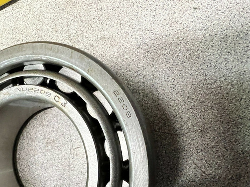 New In Box Nsk Nu2209c3 2209 Cylindrical Roller Bearing N
