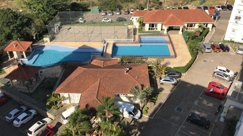 Apartamento À Venda Na Avenida Da Cavalhada, Cavalhada, Porto Alegre - Rs - Liv-9136