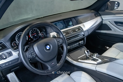 BMW M5 4.4 V8 32V GASOLINA 4P AUTOMÁTICO