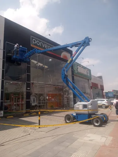 JLG 800 S