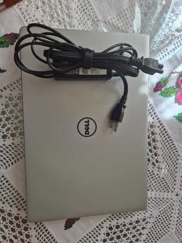 Notebook Inspiron 5559 15.6 Negro/plata 8gb De Ram (Usado)