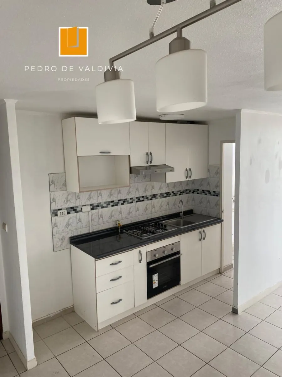 Imagen 2 de 8 de Arriendo Depto 2d+1b+e Condominio Arboleda Chillán