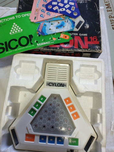 Cylon 16 Yonezawa Toys 16 Games In One Made In Japan 1980