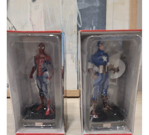 Figura De Plomo - Spiderman ( N°1  ) - Capitán América (n°2)