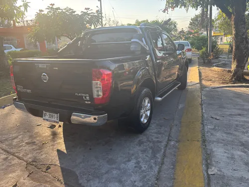 Nissan NP300 Frontier 2.5 Platinum Le Aa Mt