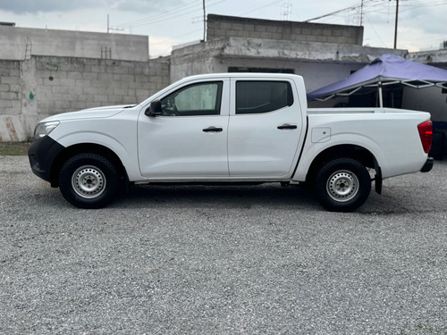 Impecable Np300 2019 ,estándar ,doble Cabina, Enllantada