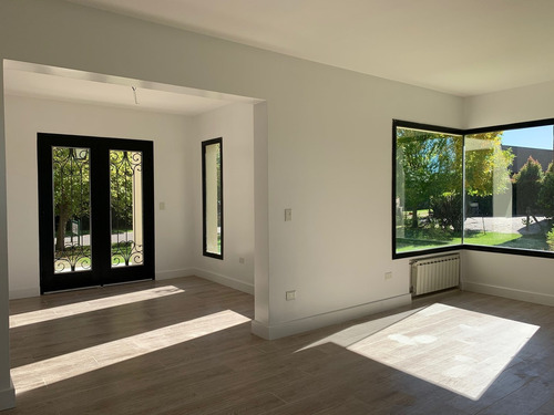 Casa En Venta Ubicado En San Isidro Labrador, Villanueva (tigre)