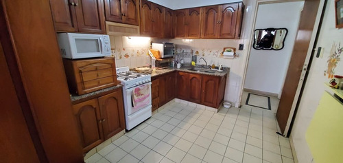 Imagen 3 de 14 de Piso De 4 Ambientes En Belgrano Y España