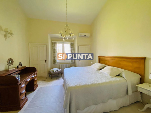 Imagen 8 de 20 de En El Corazon De La Mansa , Espectcular Residencia