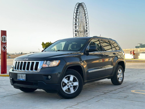 Jeep Grand Cherokee Laredo V6 Lujo 4x2 At