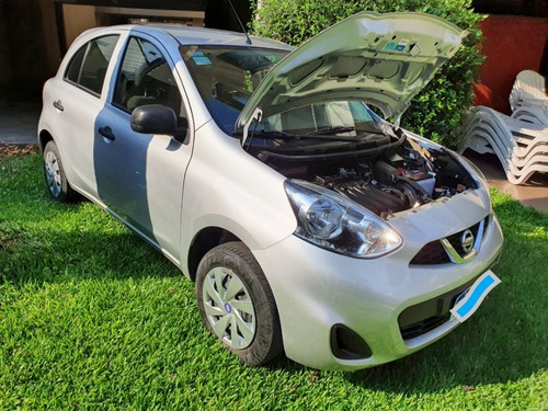 Nissan March Active Pure Drive F2