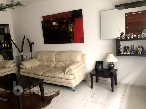 Imagen 21 de 29 de Venta Casa En El Cerro De Las Rosas, Moderna, Impecable De 3 Dormitorios Con Pileta Climatizada Y Calefacción Central.