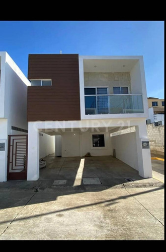 Casa En Renta, En Fincas De Agua Caliente, Tijuana, . | MercadoLibre