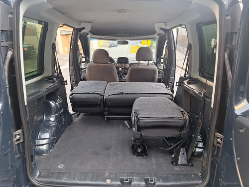Fiat Doblo 1.8 MPI ESSENCE 16V FLEX 4P MANUAL