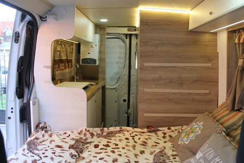 Completo Motorhome Ideal Para Pareja Y Un Niño