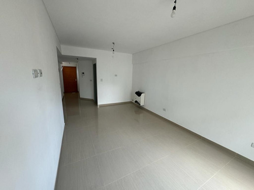 3 Ambientes Estrenar Venta Urquiza Mendoza Balcón Contraf