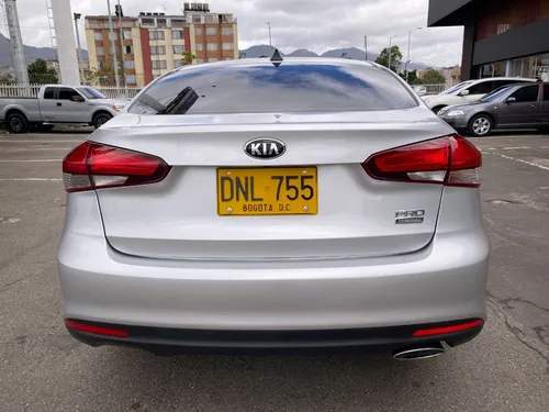 Kia Cerato Pro Sx Mt 1.6
