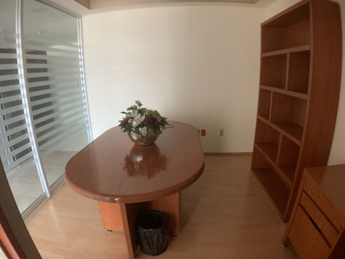 Oficina En Renta En Lomas Altas Torre Quadrata Amueblada (m2o2440)